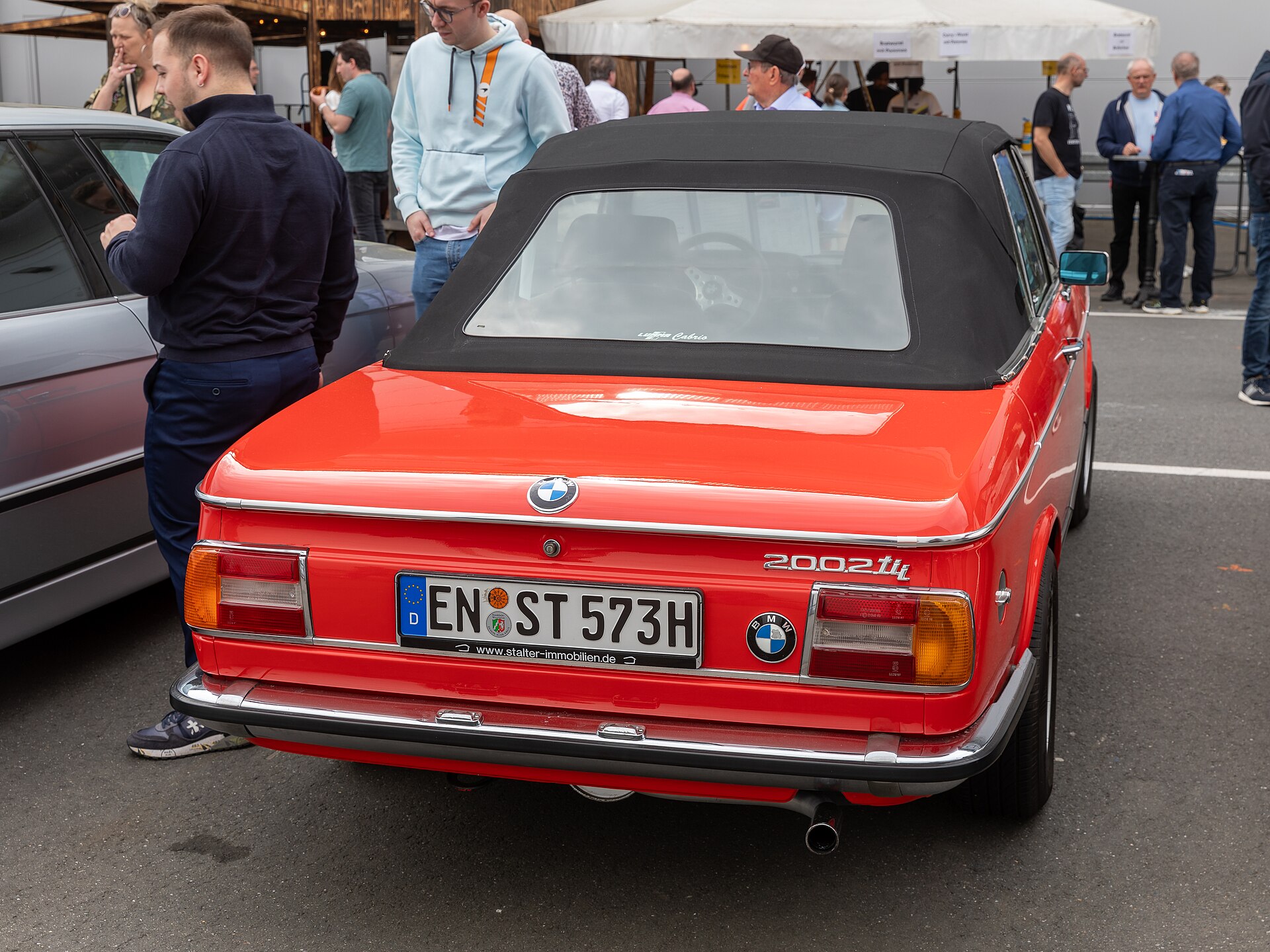 BMW 2002 tii at Techno-Classica 2024, Essen