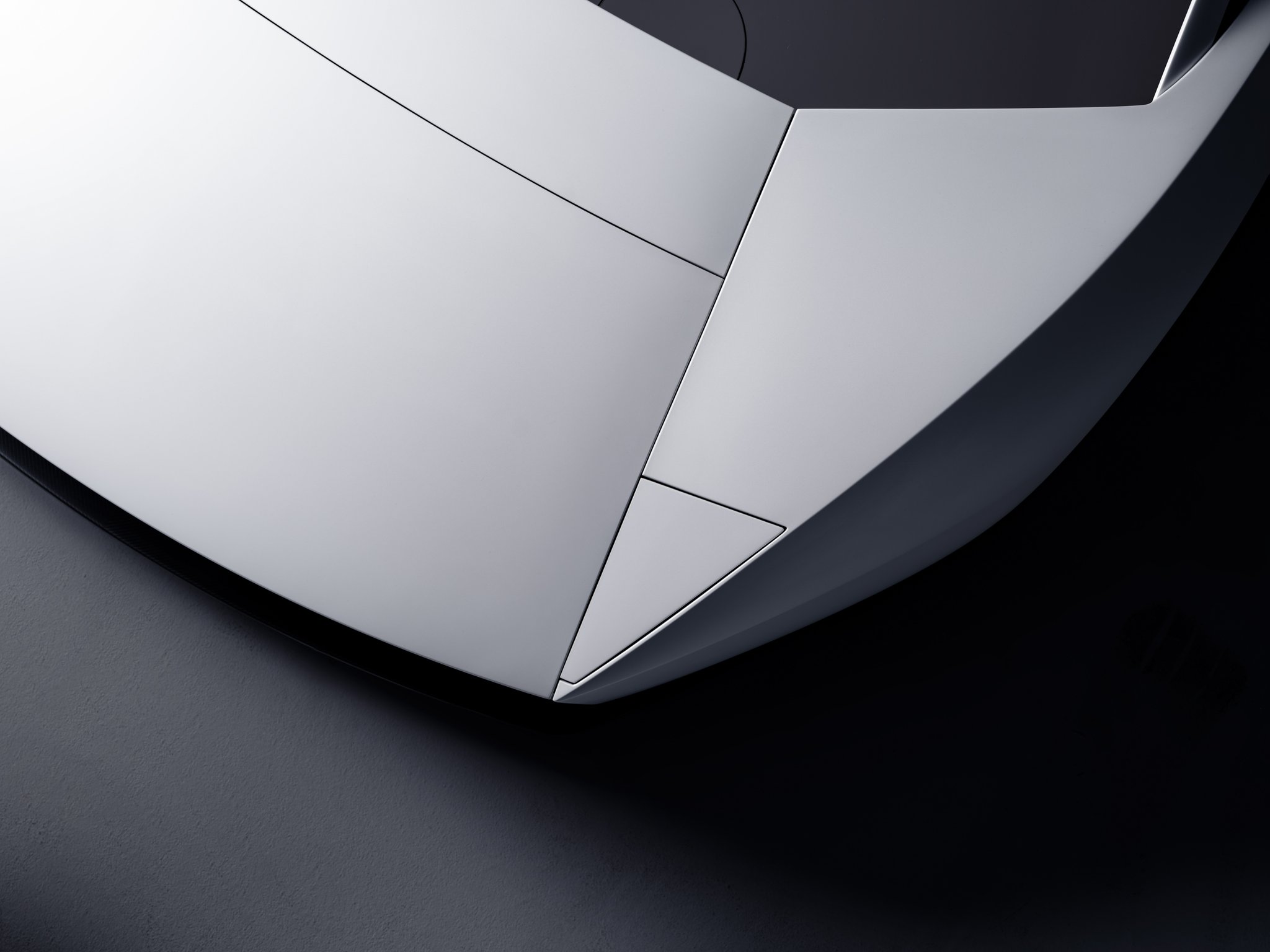 2026 Tesla Roadster, nose and flush body surfaces